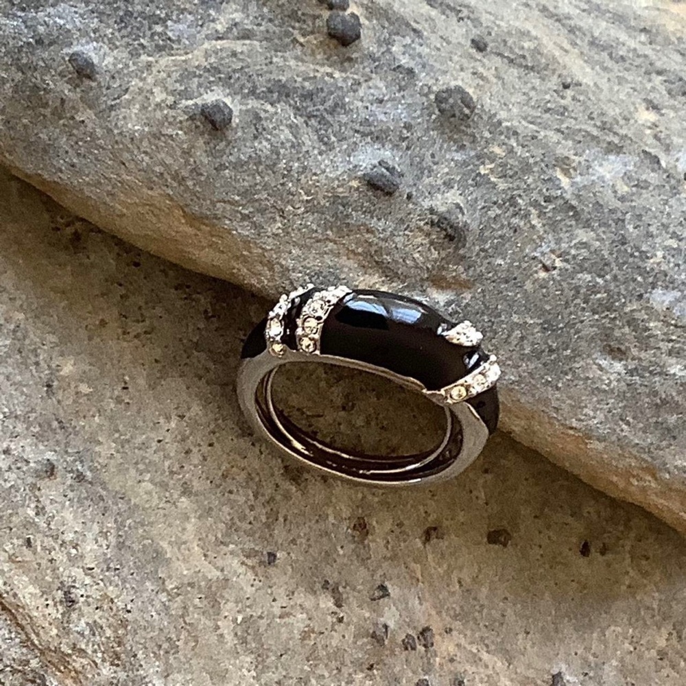 Vintage Women’s Silver Color 80’s Black Enamel Bar Ring - 7